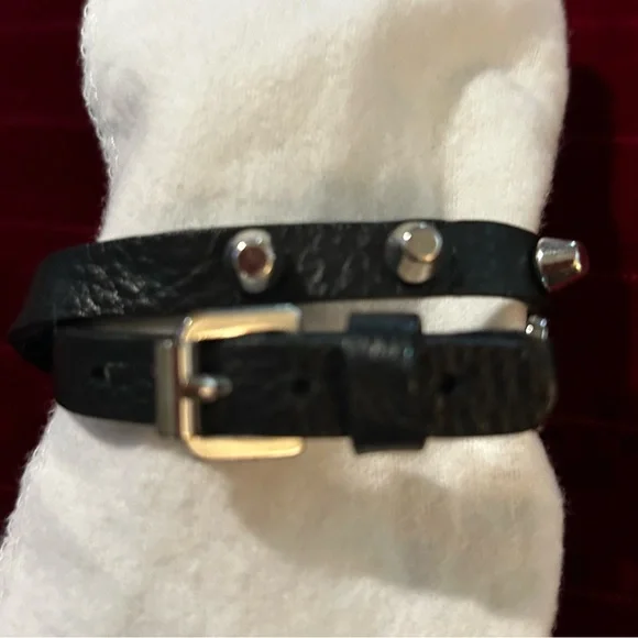 Silvertone and Black leather Bracelet. - Picture 2 of 3